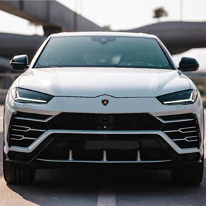 Lamborghini URUS WHITE