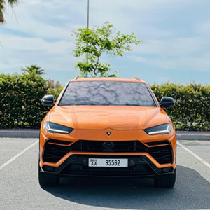 Lamborghini URUS Orange 2023